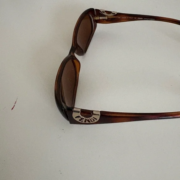 Fendi | Accessories | Fendi Tortoiseshell Sunglasses With  display picture 3